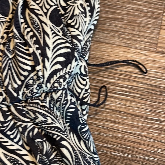 Romper - Picture 5 of 6